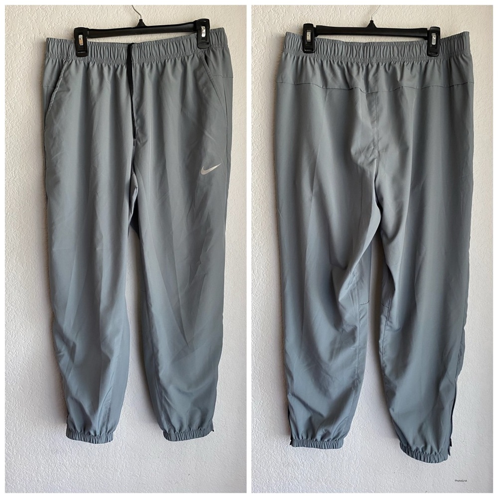 Nike Men's Light Gray Joggers